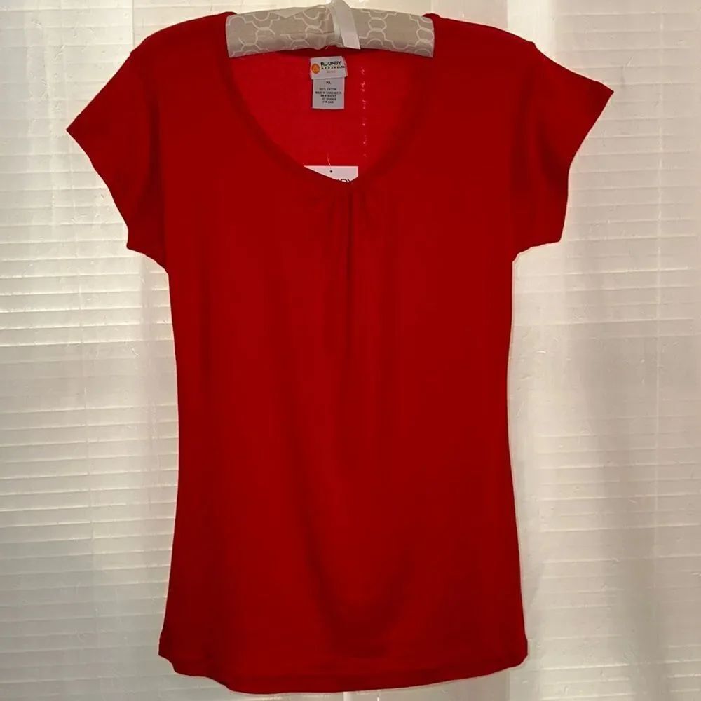 Roundy XL Basic Red Pink V-Neck Fitted Baby Doll Short Sleeve Cotton Tee